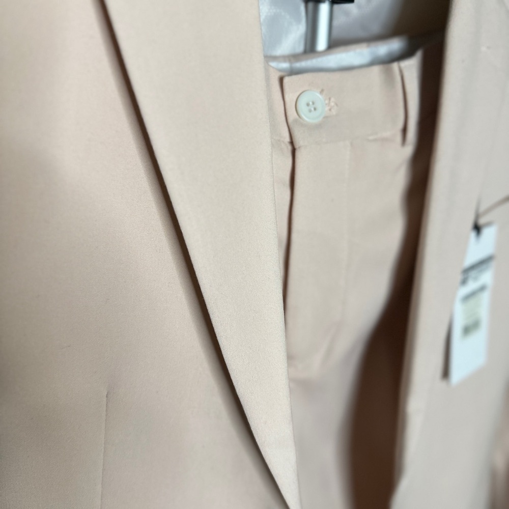 Men's Elegant Light Pink Suit Set US 36R jacket/ pant waist 32 length 39” - Picture 3 of 7